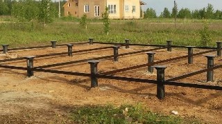 Установка и монтаж - винтовые сваи в Сергиевом Посаде для свайного фундамента дома. Цена от 2072 руб - видео закручивание